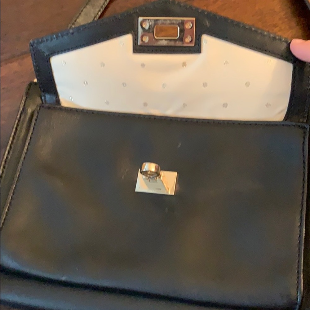 Classic Kate Spade black leather crossbody purse - Picture 5 of 8